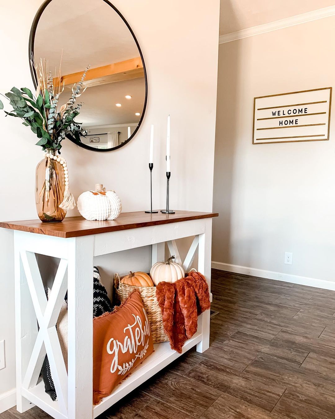 fall entry table decor ideas