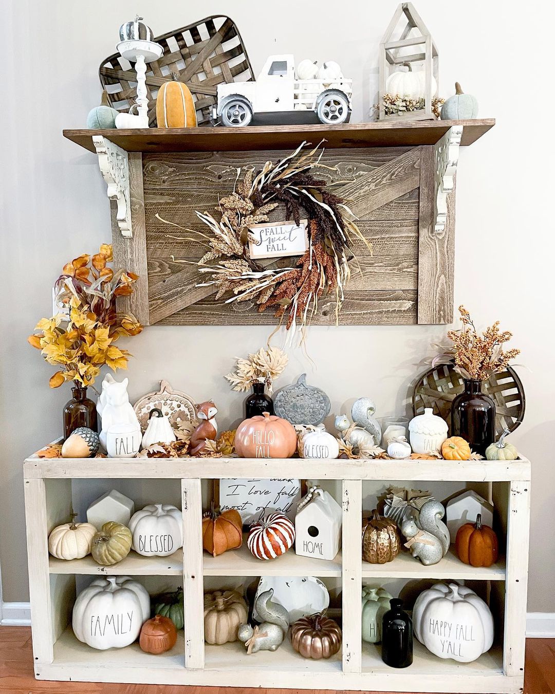 fall entry table decor ideas