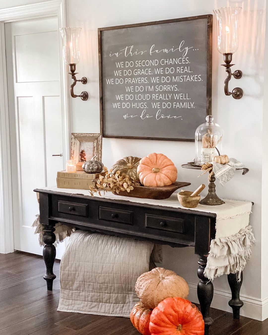 fall entry table decor ideas