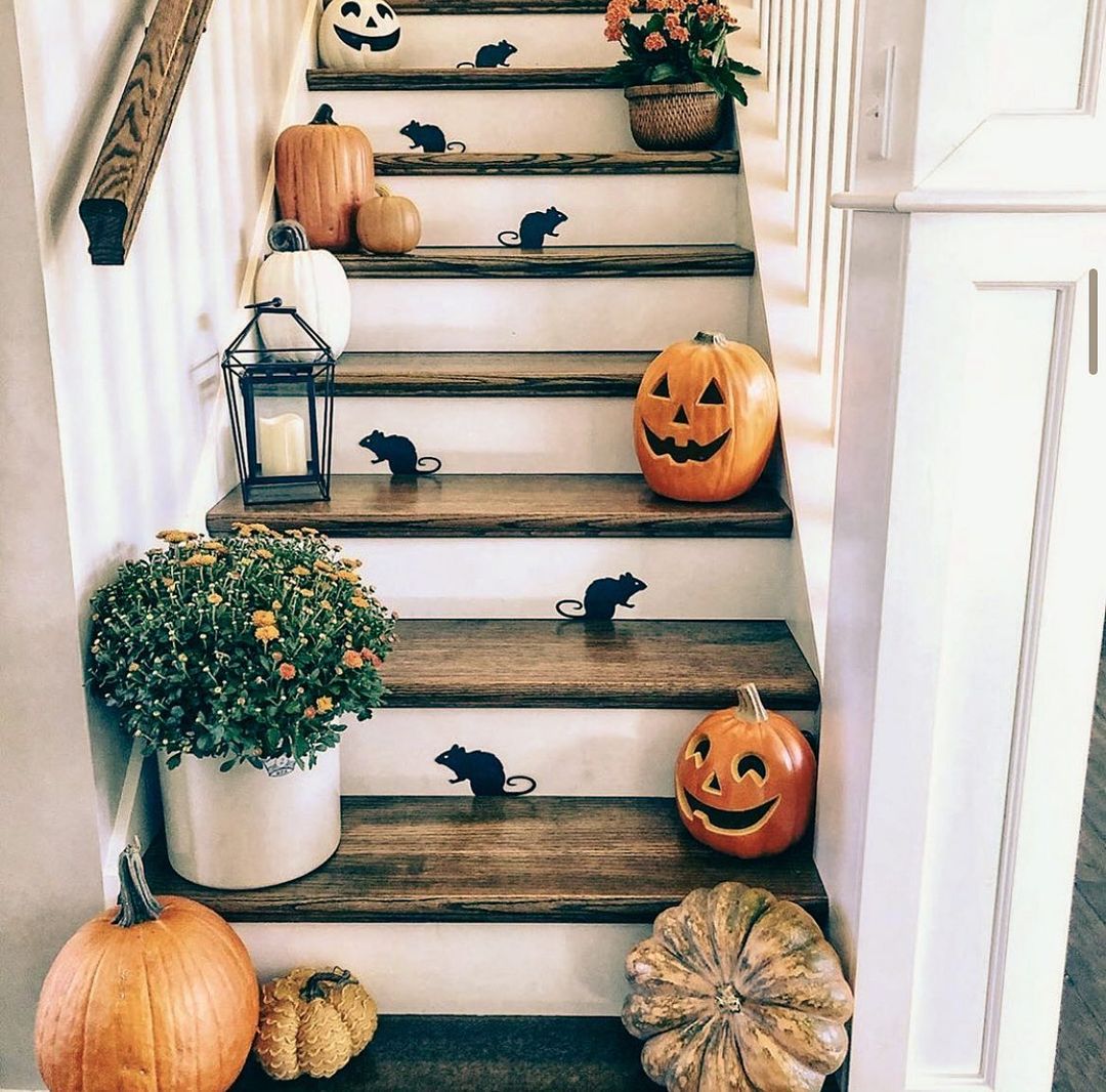 halloween staircase decor ideas